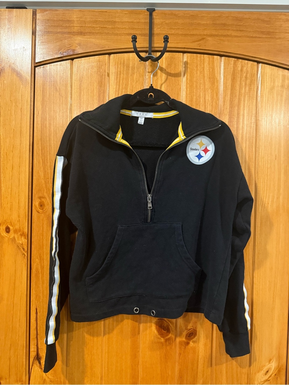 Steelers Crop Sweatshirt - Wear By Erin Andrews